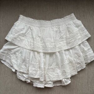 loveshackfancy white lace flowy ruffle mini skirt🤍